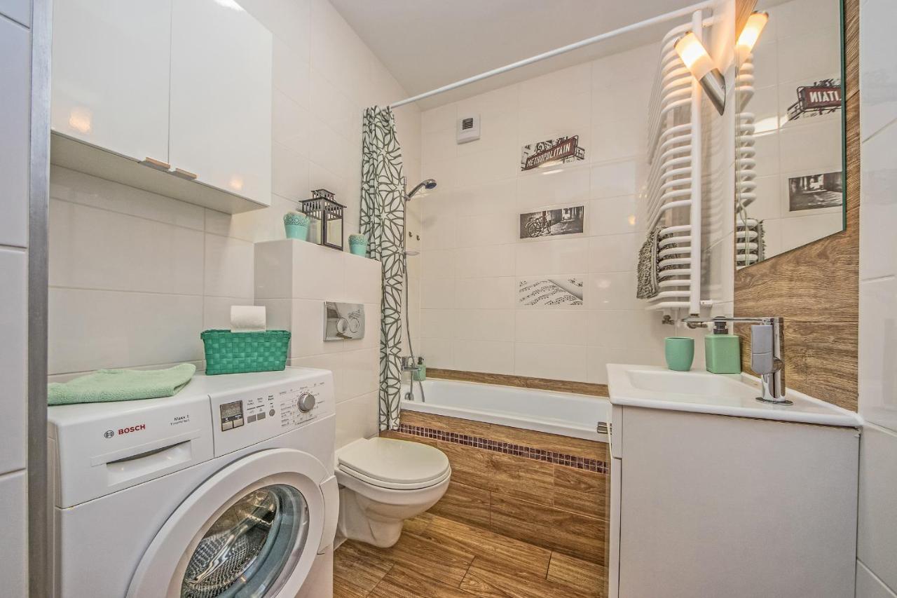 Lemon Apartment *